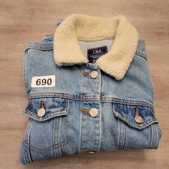 C&A Basic Denim Collection Women’s Jean Jacket Size Small Blue Casual - Picture 9 of 9